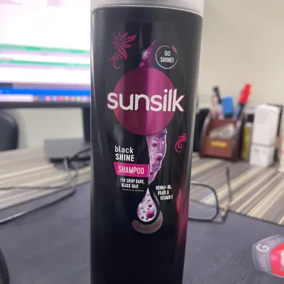 Sunsilk Black Shine Shampoo 300ml ( Thailand )