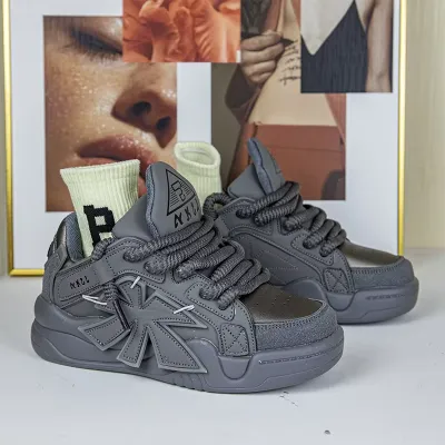 Multicolor Sports Casual Sneakers