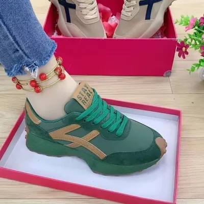 Breathable Lady Running Sports Shoes