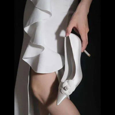 Women's White British Style Stiletto Pumps