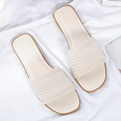 Flat slippers for Women Wearing 