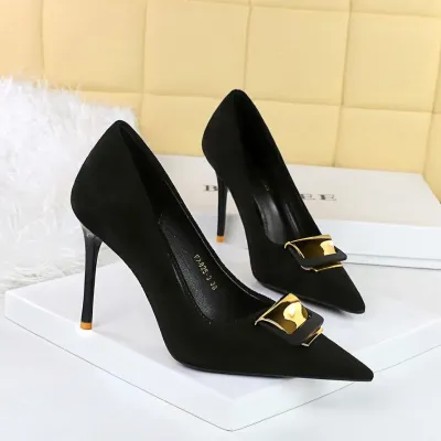 Metal Decorative Single Shoe High Heel
