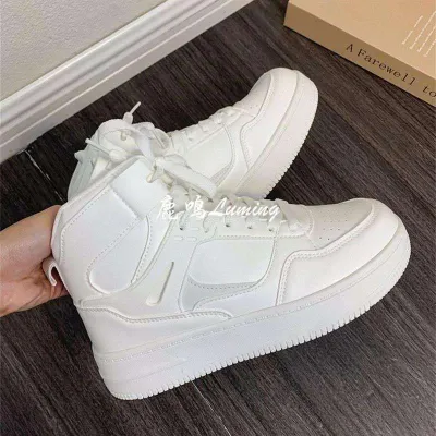 New Design Female Flat Sport Sneaker