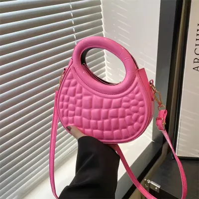 Fashionable Handbags for Ladies