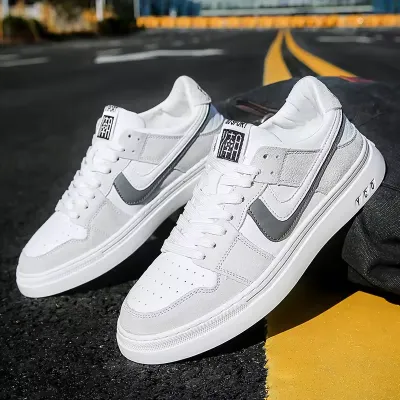 Breathable men's flat walking shoes