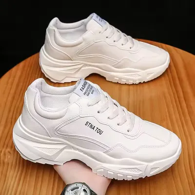 Flat Fashion Sports Sneakers