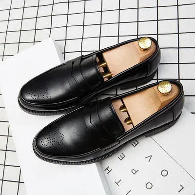 Round Toe Set Foot Leather Shoes
