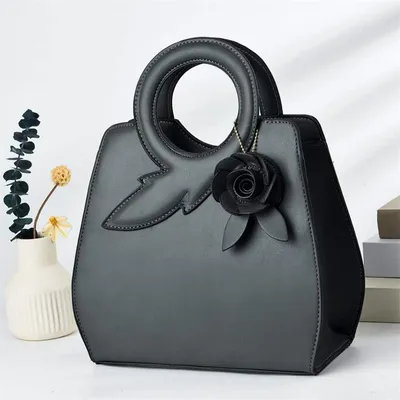 New Luxury Comfortable and Light Bag