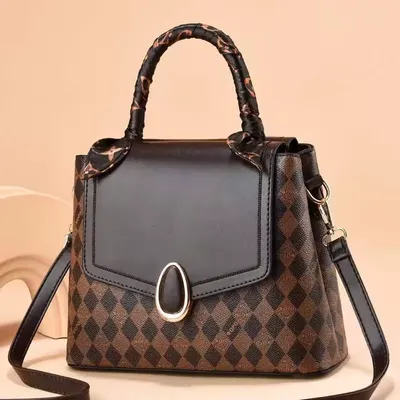 Stylish Handbags for Ladies