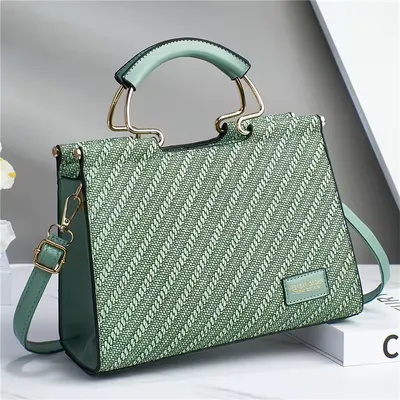 New Classic Simple Women's Shoulder Bag