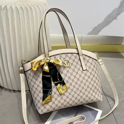  Chains Tassel Embroidery Cross Bag