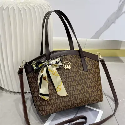  Chains Tassel Embroidery Cross Bag