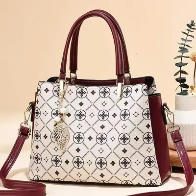 Printed Shoulder Bag with Zipper 