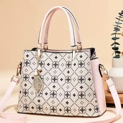 Printed Shoulder Bag with Zipper 