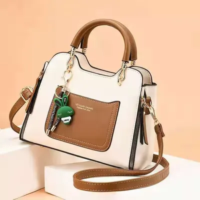  Small square Bag With Pendant