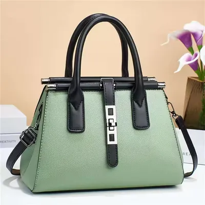  Vintage Elegant Women's Tote Bag