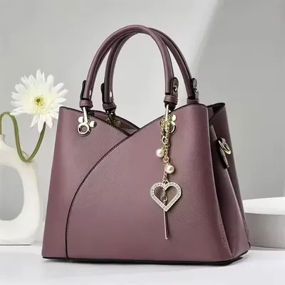 luxury PU handbag combines fashion