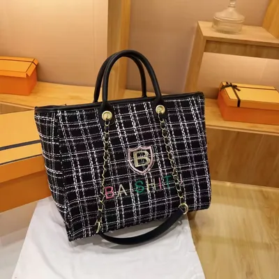 Luxury Street Trends Canvas Bag