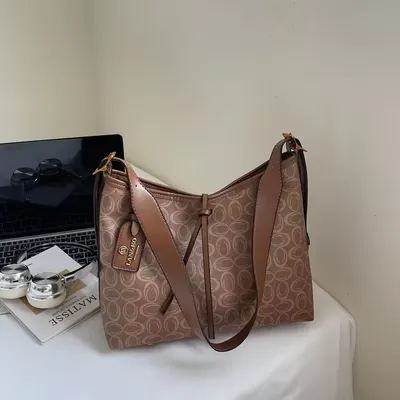 Street Trend Portable Daily Use Bag