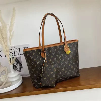 Resistant Tote Bag with Zipper Closure