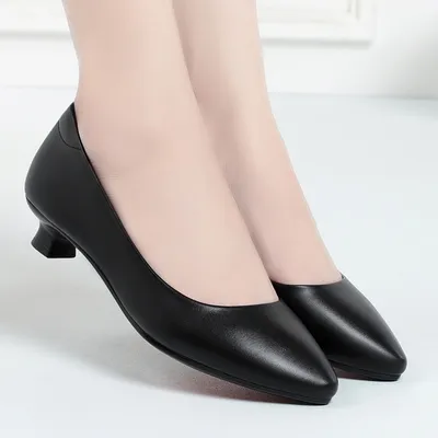 Soft leather soft Pump