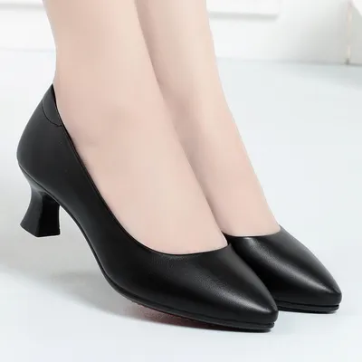 Soft leather soft Pump