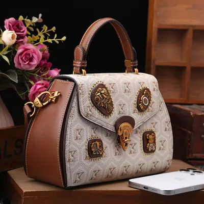 Niche Design Crossbody Small Square Bag