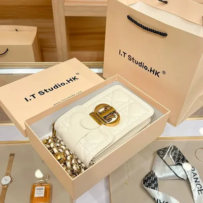 Versatile Foreign Style Shoulder Bag