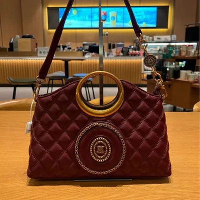 Diamond Long Shoulder Strap Handbag 