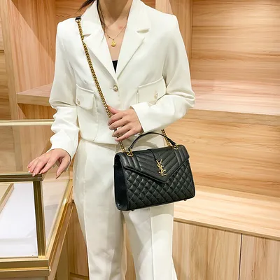 Chain quilted Women's shoulder bag 