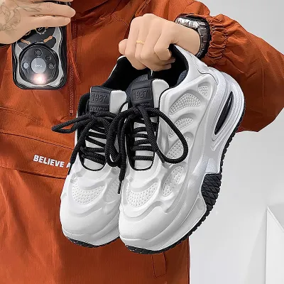 VERSATILE MEN'S SHOES