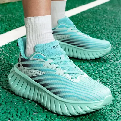 ANTI-SKID CARBON PLATE RUNNING SHOES