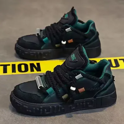 COMFORTABLE CASUAL TRENDY BOARD SHOES