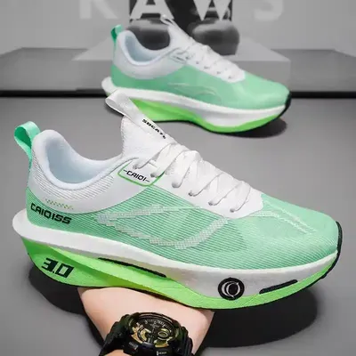 FASHIONABLE COMFORTABLE SPORTS SHOES