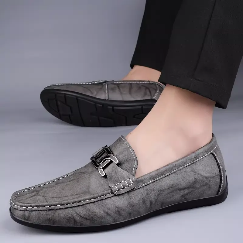 NEW LIGHTWEIGHT CASUAL COMFORTABLE LOAFER
