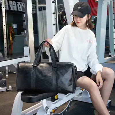 FASHIONABLE LARGE-CAPACITY TRAVEL BAG