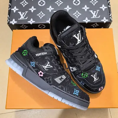 LV Louis Vuitton Trainer Black 1:1