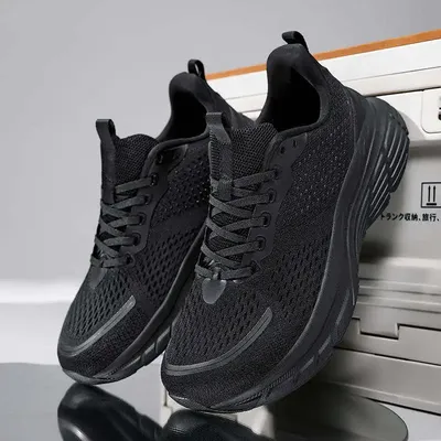 BREATHABLE CARBON PLATE SPORTS SHOES