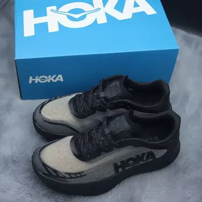 ULTRALIGHT COMFORTABLE HOKAS RUNNING SHOES