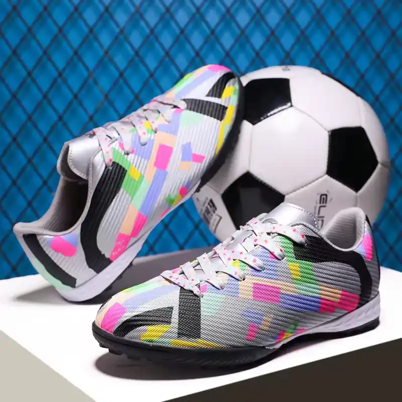 MATCHES & TRAINING SOCCER SHOES