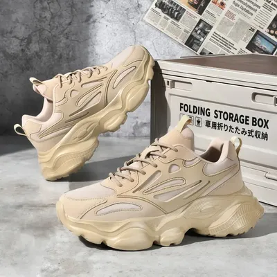 Anti slip and Wear-resistant Sports Shoes