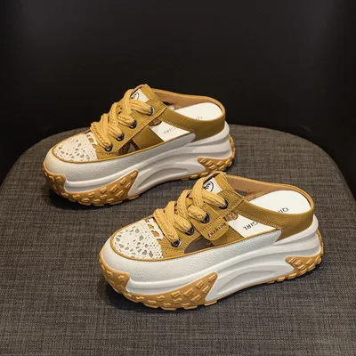 New Trendy Women's Genuine Leather Printed Shoe.
