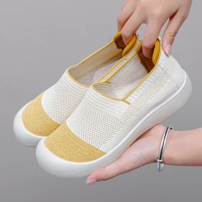 Ladies Fancy Flat Elegant Casual Shoe