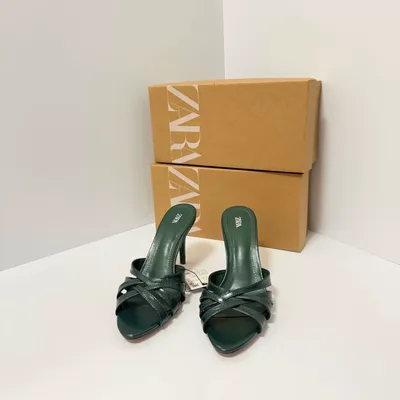 2026 New Style Thin Strap Leather High Heels for Women