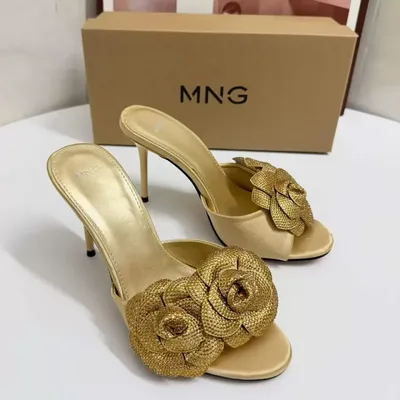 New Summer Style Rose Diamond Flower Women's Shoe