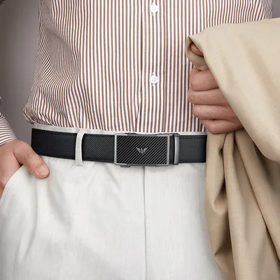 Wear-Resistant and Fashion Color Contrast Design for Business 