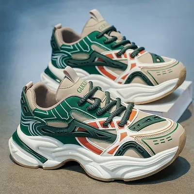 Plus-size men's chunky sneakers