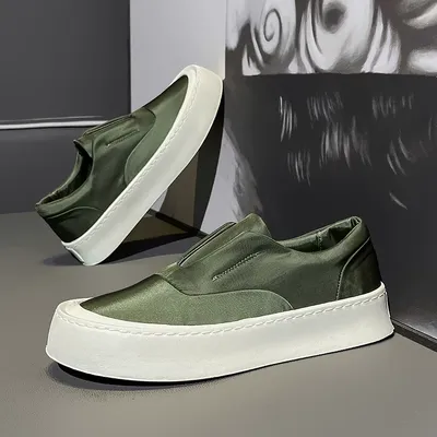 Breathable Lightweight Lazy Slip-On Sneakers 