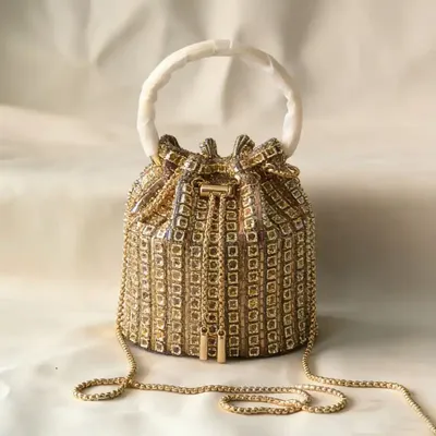 RHINESTONE CHAIN BAG