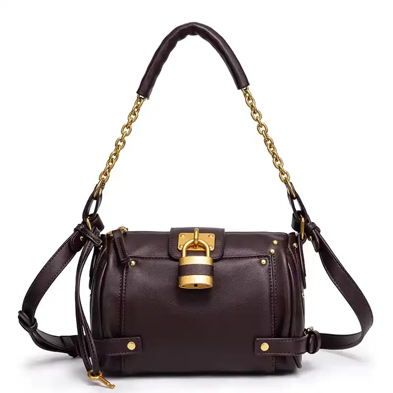  CLASP DESIGN FASHIONABLE BAG